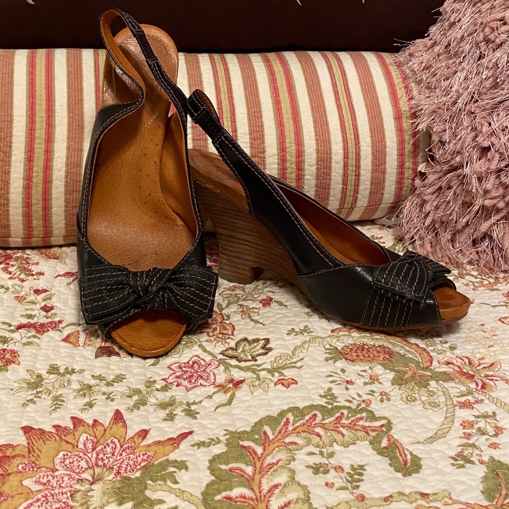 Naya Black Bow Slingback Wedge Sandal